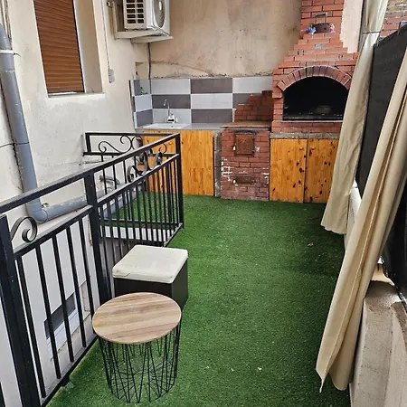 Spacious & Cozy - 3 Bedrooms